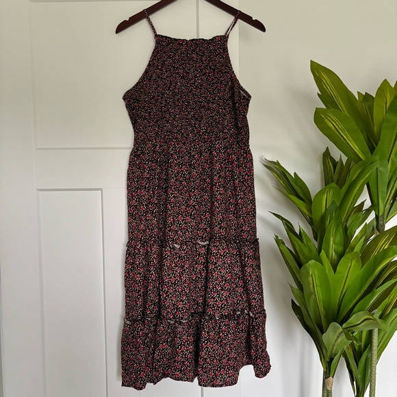 • NWT! [Liberty Love] Maternity Dress • - Picture 9 of 13